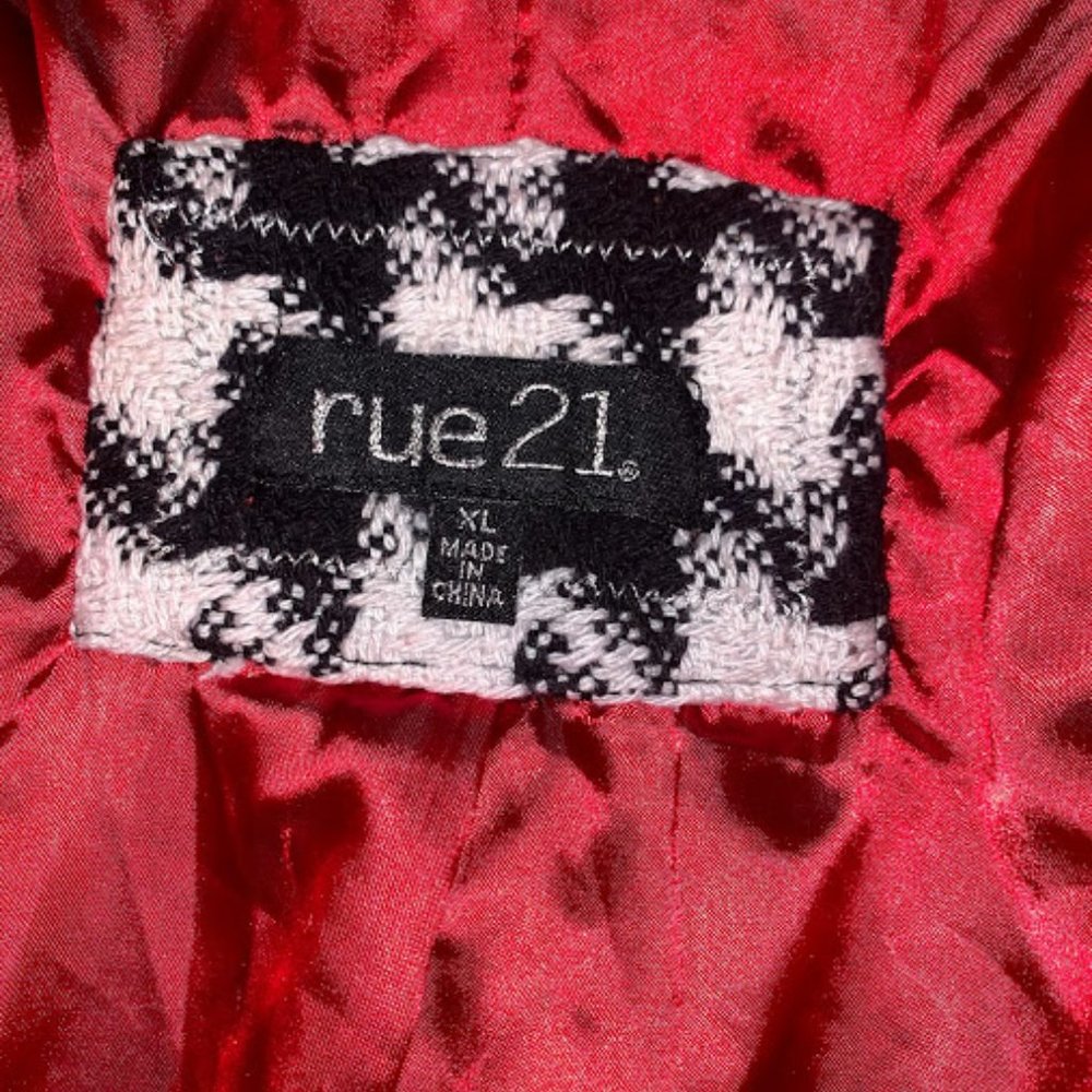 Houndstooth Coat - image 6